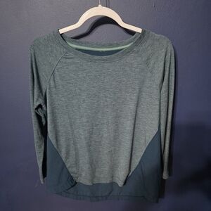 C9 Champion Women's Raglan 3/4 Sleeve Blue Tones Poly/Rayon Athletic Shirt MED